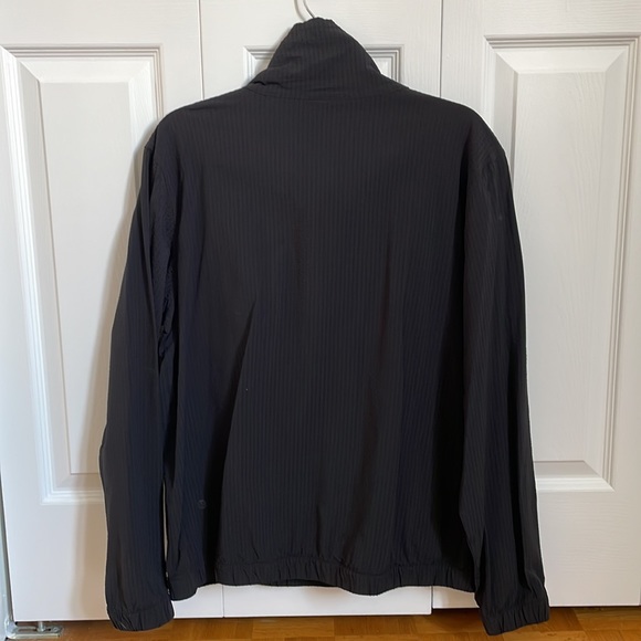 Lululemon half zip - Picture 4 of 4